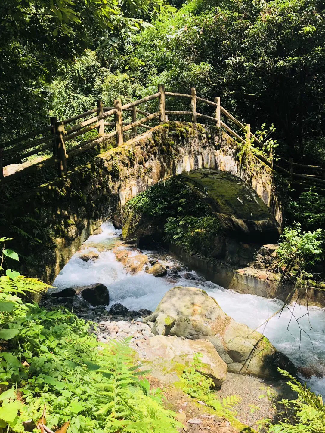 竞技游戏
